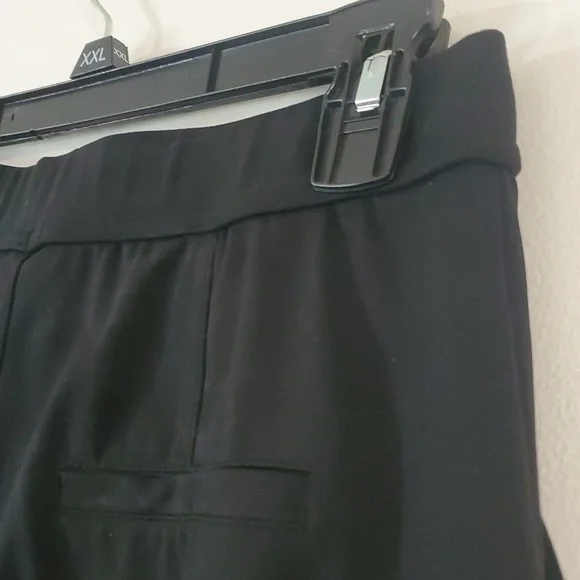 Halara Black Pull-On Flareleg Trousers Size Small Stretchy Pockets - Picture 7 of 13